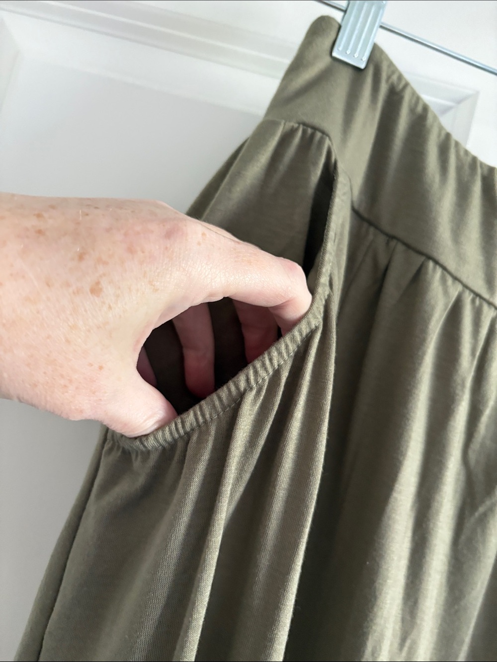 Olive Green Maxi Skirt Size M - Picture 5 of 10